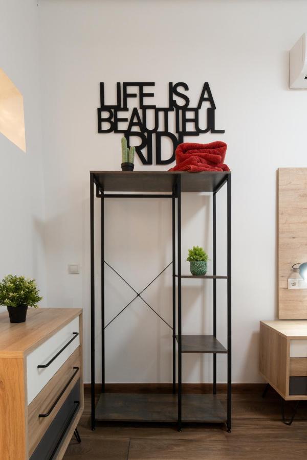 Vip Cervantes, By Monaro***** Madrid Exterior foto