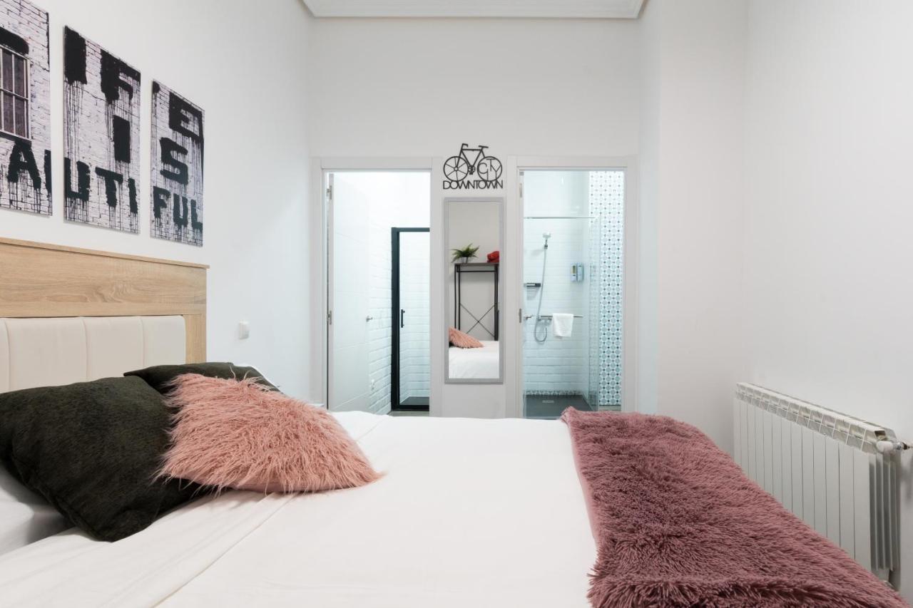 Vip Cervantes, By Monaro***** Madrid Exterior foto